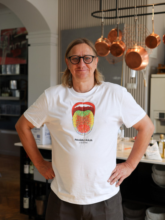 T-shirt with Tongue, White